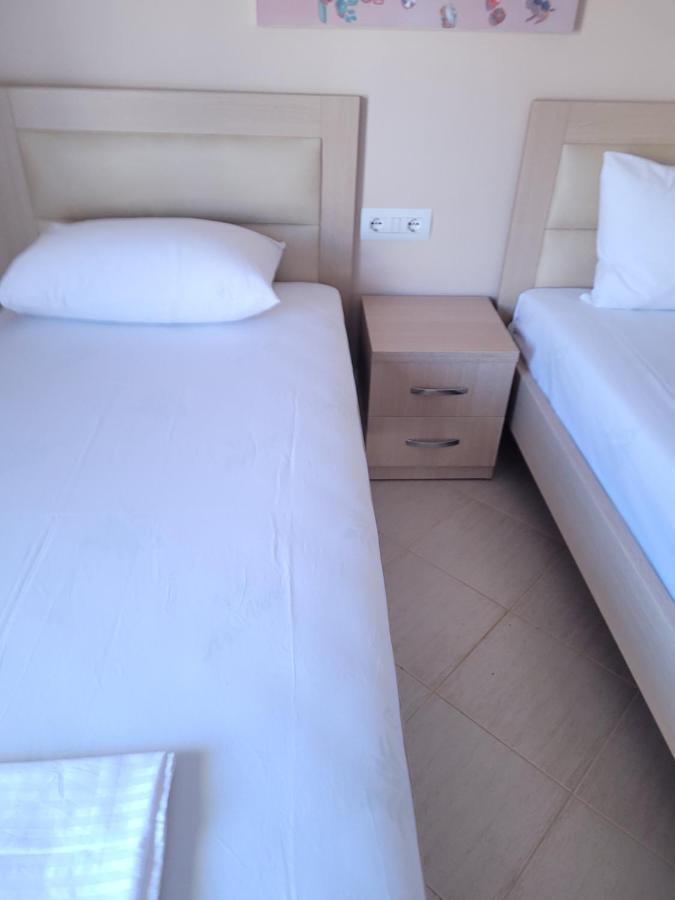 Marina Apartment Sarande Luaran gambar
