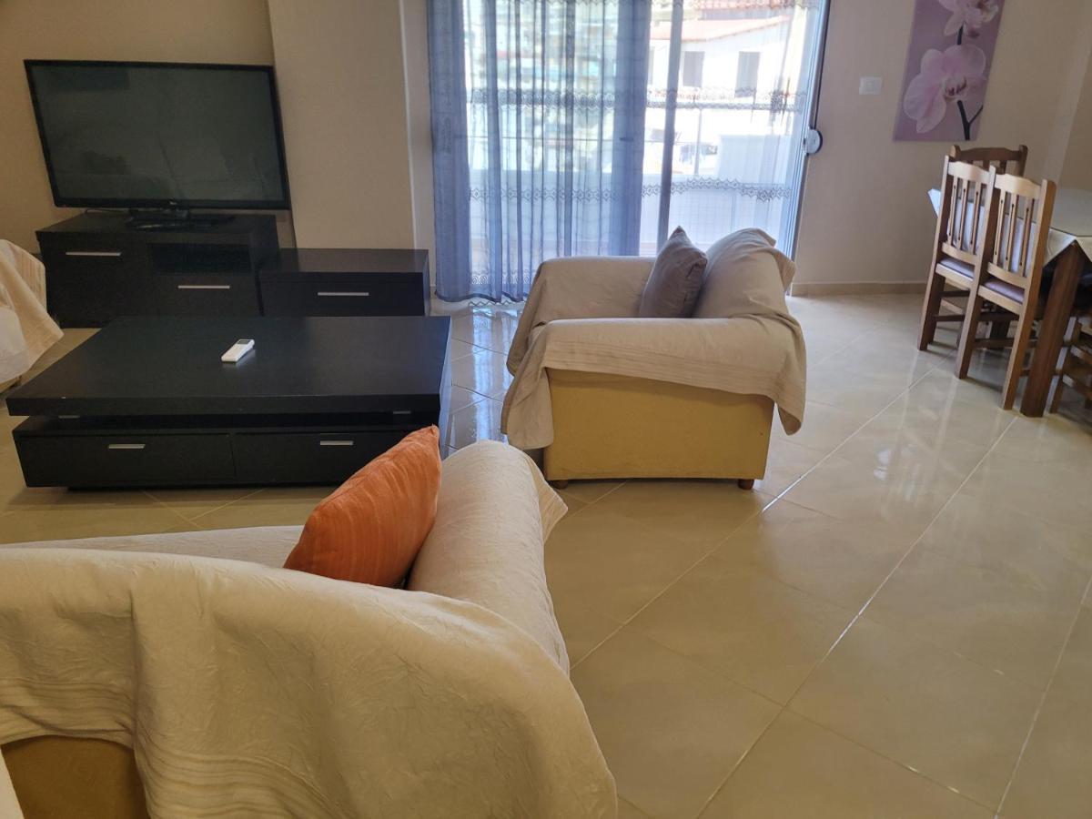 Marina Apartment Sarande Luaran gambar