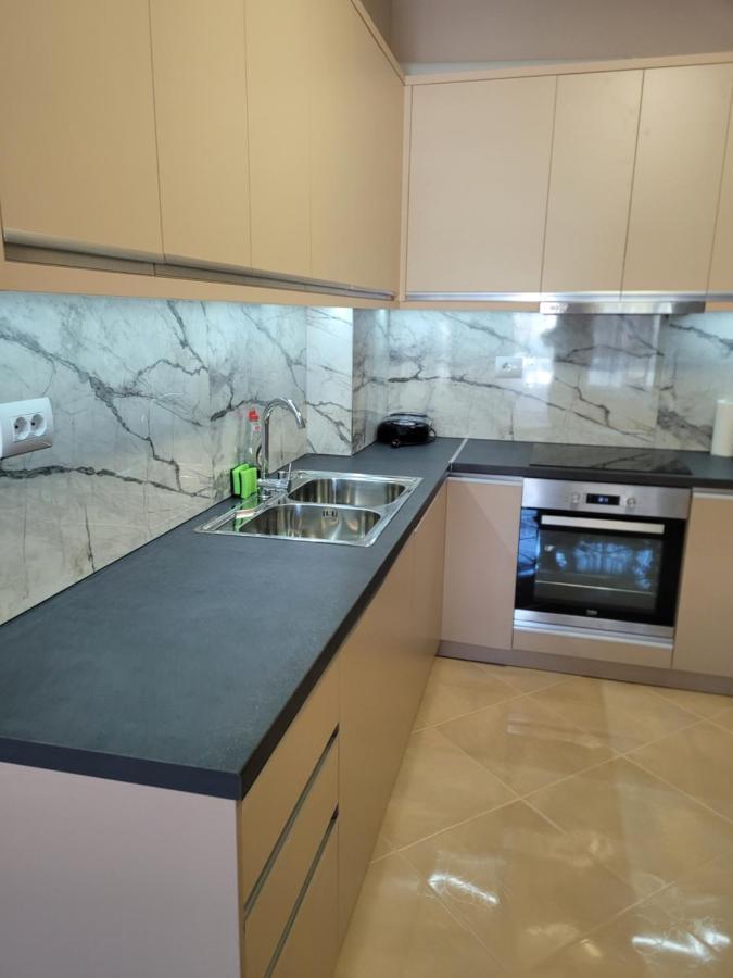 Marina Apartment Sarande Luaran gambar