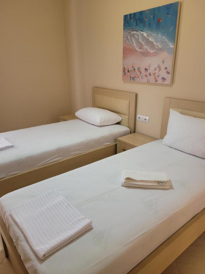 Marina Apartment Sarande Luaran gambar